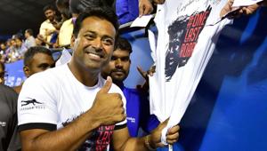 Leander Paes pose for photographs after the doubles final match at ATP Challenger tour Bengaluru Open 2020.(PTI) Leander Paes pose for photographs after the doubles final match at ATP Challenger tour Bengaluru Open 2020.(PTI)