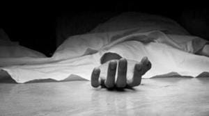 An under-construction bridge collapsed in Baishnabnagar area of Malda district on Sunday evening, killing two labourers(Getty Images/iStockphoto) An under-construction bridge collapsed in Baishnabnagar area of Malda district on Sunday evening, killing two labourers(Getty Images/iStockphoto)