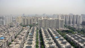 Noida has the highest inventory overhang of 52 months among India’s nine key residential markets.(Sakib Ali /Hindustan Time) Noida has the highest inventory overhang of 52 months among India’s nine key residential markets.(Sakib Ali /Hindustan Time)