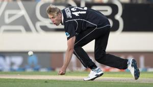 Kyle Jamieson drops a catch from India's Virat Kohli.(AP) Kyle Jamieson drops a catch from India's Virat Kohli.(AP)