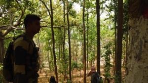 Security personnel keeping a vigil in Phulbani area of Odisha. A Maoist was gunned down on Monday in encounter with security forces in Maharashtra’s Gadchiroli.(Arabinda Mahapatra/HT File Photo) Security personnel keeping a vigil in Phulbani area of Odisha. A Maoist was gunned down on Monday in encounter with security forces in Maharashtra’s Gadchiroli.(Arabinda Mahapatra/HT File Photo)