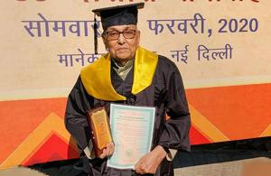 93-year-old C I Sivasubramanian poses for photographs with his masters degree from Indira Gandhi National Open University (IGNOU) in New Delhi, Monday, Feb. 17, 2020.(PTI) 93-year-old C I Sivasubramanian poses for photographs with his masters degree from Indira Gandhi National Open University (IGNOU) in New Delhi, Monday, Feb. 17, 2020.(PTI)