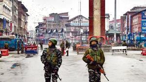 Army personnel patrol near Lal Chowk, Srinagar.(ANI File) Army personnel patrol near Lal Chowk, Srinagar.(ANI File)
