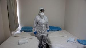 Israeli Professor Galia Rahavm, head of infectious diseases, is seen in one of the rooms where returning Israelis will stay under observation and isolation at the Chaim Sheba Medical Center at Tel Hashomer in Ramat Gan, Israel.(REUTERS) Israeli Professor Galia Rahavm, head of infectious diseases, is seen in one of the rooms where returning Israelis will stay under observation and isolation at the Chaim Sheba Medical Center at Tel Hashomer in Ramat Gan, Israel.(REUTERS)