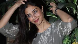 Tabu at the house party thrown by film Bhool Bhulaiyaa 2 producer Murad Khetani at his residence.(IANS) Tabu at the house party thrown by film Bhool Bhulaiyaa 2 producer Murad Khetani at his residence.(IANS)
