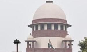 The Supreme Court on Thursday stayed the hanging of a man convicted and sentenced to death for the rape and murder of a three-year-old girl in Surat(Sonu Mehta/HT PHOTO) The Supreme Court on Thursday stayed the hanging of a man convicted and sentenced to death for the rape and murder of a three-year-old girl in Surat(Sonu Mehta/HT PHOTO)
