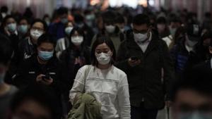 The authors of the study argued that a “patient zero” could have passed on the virus to workers or sellers at the Huanan seafood market and subsequently, the crowded market facilitated the further transmission of the virus to buyers.(AP PHOTO.) The authors of the study argued that a “patient zero” could have passed on the virus to workers or sellers at the Huanan seafood market and subsequently, the crowded market facilitated the further transmission of the virus to buyers.(AP PHOTO.)