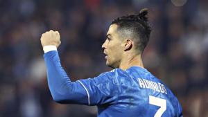 Juventus' Cristiano Ronaldo celebrates scoring his side's first goal, during an Italian Serie A soccer match between Spal and Juventus at the Paolo Mazza stadium in Ferrara, Italy, Saturday, Feb. 22, 2020. (Filippo Rubin/LaPresse via AP)(AP) Juventus' Cristiano Ronaldo celebrates scoring his side's first goal, during an Italian Serie A soccer match between Spal and Juventus at the Paolo Mazza stadium in Ferrara, Italy, Saturday, Feb. 22, 2020. (Filippo Rubin/LaPresse via AP)(AP)