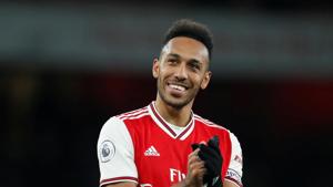 Arsenal's Pierre-Emerick Aubameyang applauds fans after the match.(REUTERS) Arsenal's Pierre-Emerick Aubameyang applauds fans after the match.(REUTERS)