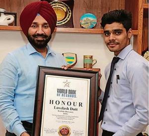 Lovelash Dutt, a BBA student who holds the honour of figuring in the World Book Of Records(HT) Lovelash Dutt, a BBA student who holds the honour of figuring in the World Book Of Records(HT)