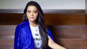 Amruta Fadnavis said she was proud of her husband Devendra Fadnavis’ struggles.(Facebook) Amruta Fadnavis said she was proud of her husband Devendra Fadnavis’ struggles.(Facebook)