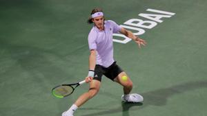 Tennis - ATP 500 - Dubai Tennis Championships - Dubai Duty Free Tennis Stadium, Dubai, United Arab Emirates - February 28, 2020 Greece's Stefanos Tsitsipas in action during his Semi Final match against Britain's Dan Evans REUTERS/Thaier Al-Sudani(REUTERS) Tennis - ATP 500 - Dubai Tennis Championships - Dubai Duty Free Tennis Stadium, Dubai, United Arab Emirates - February 28, 2020 Greece's Stefanos Tsitsipas in action during his Semi Final match against Britain's Dan Evans REUTERS/Thaier Al-Sudani(REUTERS)