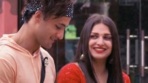 Asim Riaz and Himanshi Khurana are in a relationship.