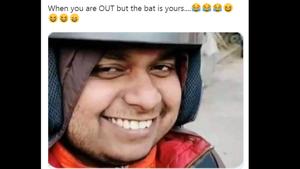 Zomato smiling guy is taking the internet by a storm.(Twitter) Zomato smiling guy is taking the internet by a storm.(Twitter)