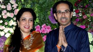 Maharashtra CM Uddhav Thackeray with wife Rashmi Thackeray.(ANI) Maharashtra CM Uddhav Thackeray with wife Rashmi Thackeray.(ANI)