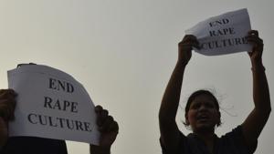 Citizens protest against growing incidents of sexual violence and demanded justice for victims and survivors of rape, at Marine Drives in Mumbai.(Anshuman Poyrekar/HT Photo) Citizens protest against growing incidents of sexual violence and demanded justice for victims and survivors of rape, at Marine Drives in Mumbai.(Anshuman Poyrekar/HT Photo)