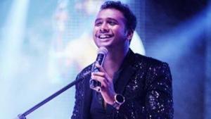 Sipligunj was allegedly attacked with beer bottles at a pub in upscale Gachibowli in Hyderabad on Wednesday night.(Twitter photo-@Rahulsipligunj) Sipligunj was allegedly attacked with beer bottles at a pub in upscale Gachibowli in Hyderabad on Wednesday night.(Twitter photo-@Rahulsipligunj)