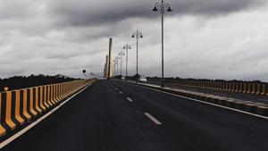 In the wide spectrum of Indian movies, there are innumerable road movies encompassing various languages and time.(Unsplash) In the wide spectrum of Indian movies, there are innumerable road movies encompassing various languages and time.(Unsplash)