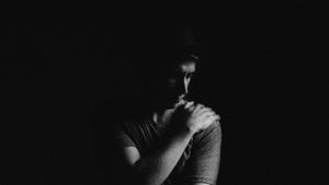 The researchers linked vertebral shape and back pain to the evolutionary history of our lineage.(Unsplash) The researchers linked vertebral shape and back pain to the evolutionary history of our lineage.(Unsplash)