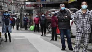 By the end of Thursday, Hubei reported 29 of the 30 new deaths and 126 of the 143 new infections reported from across China.(REUTERS Photo) By the end of Thursday, Hubei reported 29 of the 30 new deaths and 126 of the 143 new infections reported from across China.(REUTERS Photo)