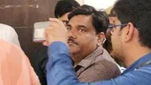 Aam Aadmi Party (AAP) councillor Tahir Hussain was sent to seven days police custody(HT Photo) Aam Aadmi Party (AAP) councillor Tahir Hussain was sent to seven days police custody(HT Photo)