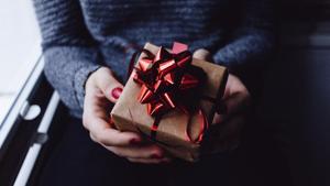 Happy Women’s Day 2020: Gifts for her on this special day.(Unsplash) Happy Women’s Day 2020: Gifts for her on this special day.(Unsplash)