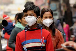 People wearing protective masks following multiple positive cases of coronavirus in the country at Sadar Bazar in Gurugram. Thousands of people come to the Sadar Bazar everyday for shopping.(HT Photo) People wearing protective masks following multiple positive cases of coronavirus in the country at Sadar Bazar in Gurugram. Thousands of people come to the Sadar Bazar everyday for shopping.(HT Photo)