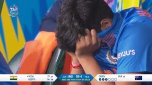 Shafali Verma in tears.(Twitter)