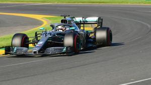 Lewis Hamilton driving the Mercedes AMG Petronas F1 Team on track during practice for the F1 Grand Prix of Australia at Melbourne Grand Prix Circuit.(Getty Images) Lewis Hamilton driving the Mercedes AMG Petronas F1 Team on track during practice for the F1 Grand Prix of Australia at Melbourne Grand Prix Circuit.(Getty Images)