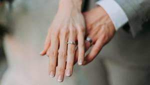 Critics say brief, resume-based relationships can set couples up for failure -- and put women at risk.(Unsplash) Critics say brief, resume-based relationships can set couples up for failure -- and put women at risk.(Unsplash)