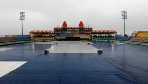 General view of the ground covered as it rains ahead of the match between India and South Africa(REUTERS) General view of the ground covered as it rains ahead of the match between India and South Africa(REUTERS)
