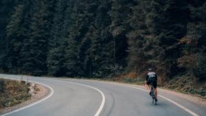 Many people are put off by the potential danger linked to cycling in traffic, but there is a lack of individual-level data on cycling and injuries in the UK.(Unsplash) Many people are put off by the potential danger linked to cycling in traffic, but there is a lack of individual-level data on cycling and injuries in the UK.(Unsplash)
