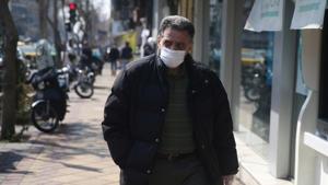 An Iranian man is seen wearing a protective face mask, following the coronavirus outbreak, as he walks in Tehran.(Reuters File Photo) An Iranian man is seen wearing a protective face mask, following the coronavirus outbreak, as he walks in Tehran.(Reuters File Photo)