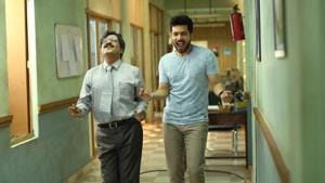 Dharala Prabhu stars Harish Kalyan, Vivek and Tanya Hope in main roles. Dharala Prabhu stars Harish Kalyan, Vivek and Tanya Hope in main roles.