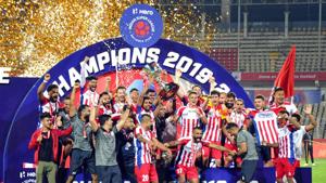 Players of ATK Kolkota celebrate after winning the 6th edition of the Indian Super League.(PTI) Players of ATK Kolkota celebrate after winning the 6th edition of the Indian Super League.(PTI)