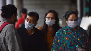A senior official in the Delhi government said no standard operating procedure (SOP) has been issued by the Central government to states on how to handle a COVID-19 infected dead body.(Sanchit Khanna/HT Photo (Image for representational purpose)) A senior official in the Delhi government said no standard operating procedure (SOP) has been issued by the Central government to states on how to handle a COVID-19 infected dead body.(Sanchit Khanna/HT Photo (Image for representational purpose))