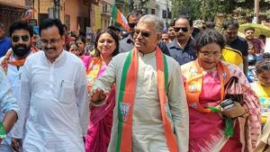 BJP state unit president Dilip Ghosh leads a rally in Kolkata on Sunday.(HT Photo) BJP state unit president Dilip Ghosh leads a rally in Kolkata on Sunday.(HT Photo)