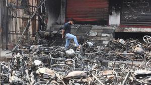 Charred vehicles are seen after they were burnt by miscreants during violent clashes over the new citizenship law in New Delhi, on Wednesday, February 26, 2020.(Raj K Raj/HT Photo) Charred vehicles are seen after they were burnt by miscreants during violent clashes over the new citizenship law in New Delhi, on Wednesday, February 26, 2020.(Raj K Raj/HT Photo)