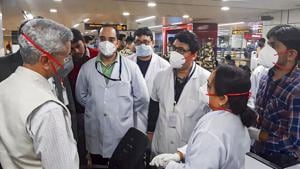 External Affairs Minister S Jaishankar interacts with immigration, health, security and airport officials regarding the coronavirus outbreak at Delhi Airport.(PTI) External Affairs Minister S Jaishankar interacts with immigration, health, security and airport officials regarding the coronavirus outbreak at Delhi Airport.(PTI)