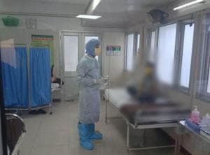 Doctors are working day and night to tackle the novel coronavirus, which has become a pandemic.(HT PHOTO) Doctors are working day and night to tackle the novel coronavirus, which has become a pandemic.(HT PHOTO)