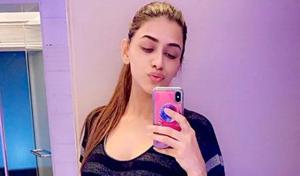 Balika Vadhu actor Smriti Khanna shares a note for her unborn baby. Balika Vadhu actor Smriti Khanna shares a note for her unborn baby.