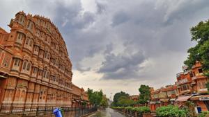 A deserted Hawa Mahal area during the lockdown imposed in the wake of the novel coronavirus pandemic, in Jaipur.(PTI) A deserted Hawa Mahal area during the lockdown imposed in the wake of the novel coronavirus pandemic, in Jaipur.(PTI)