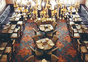 United Coffee House serves around 400 people a day from a vast A’la carte menu and the guests are not all longtime regulars United Coffee House serves around 400 people a day from a vast A’la carte menu and the guests are not all longtime regulars
