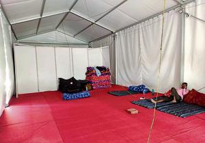 Without furnishing identity proofs, night shelters in Chandigarh refused to admit the homeless even as the facilities themselves reeled under shortage of supplies.(HT PHOTO) Without furnishing identity proofs, night shelters in Chandigarh refused to admit the homeless even as the facilities themselves reeled under shortage of supplies.(HT PHOTO)