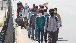 As countries lock down, migrants are the first ones to bear the brunt.(Yogendra Kumar/HT PHOTO) As countries lock down, migrants are the first ones to bear the brunt.(Yogendra Kumar/HT PHOTO)