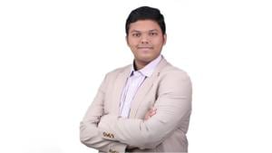 Arjun Deshpande, one of the youngest entrepreneurs of India, seems to be inspired by his mother who is into an international pharma business. Arjun Deshpande, one of the youngest entrepreneurs of India, seems to be inspired by his mother who is into an international pharma business.