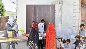 In Telangana, the Greater Hyderabad Municipal Corporation (GHMC) is distributing free lunch and dinner to 45,000 and 15,000 people, respectively, under the Annapurna meal scheme.(Sanjeev Verma/HT file photo) In Telangana, the Greater Hyderabad Municipal Corporation (GHMC) is distributing free lunch and dinner to 45,000 and 15,000 people, respectively, under the Annapurna meal scheme.(Sanjeev Verma/HT file photo)