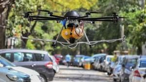 The police headquarters have given drones to several districts including Thiruvananthapuram, Kollam, Kochi, Thrissur and Kannur for carrying out surveillance to enforce social distancing.(Biplov Bhuyan/HT file photo. Representative image) The police headquarters have given drones to several districts including Thiruvananthapuram, Kollam, Kochi, Thrissur and Kannur for carrying out surveillance to enforce social distancing.(Biplov Bhuyan/HT file photo. Representative image)