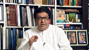 MNS Chief Raj Thackeray addresses a press conference at his Residence in Mumbai on Saturday.(ANI) MNS Chief Raj Thackeray addresses a press conference at his Residence in Mumbai on Saturday.(ANI)