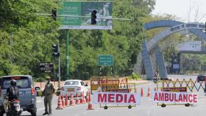 In its appeal, the police said coronavirus lockdown is in force even on the sacred night of Shab-e-Barat.(Sunil Ghosh / Hindustan Times/Image for representation) In its appeal, the police said coronavirus lockdown is in force even on the sacred night of Shab-e-Barat.(Sunil Ghosh / Hindustan Times/Image for representation)